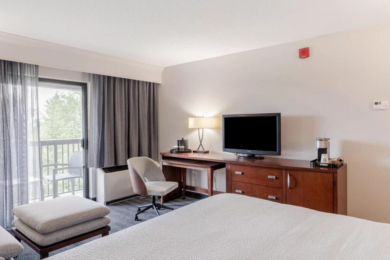 Courtyard Burlington Williston Hotel Luaran gambar