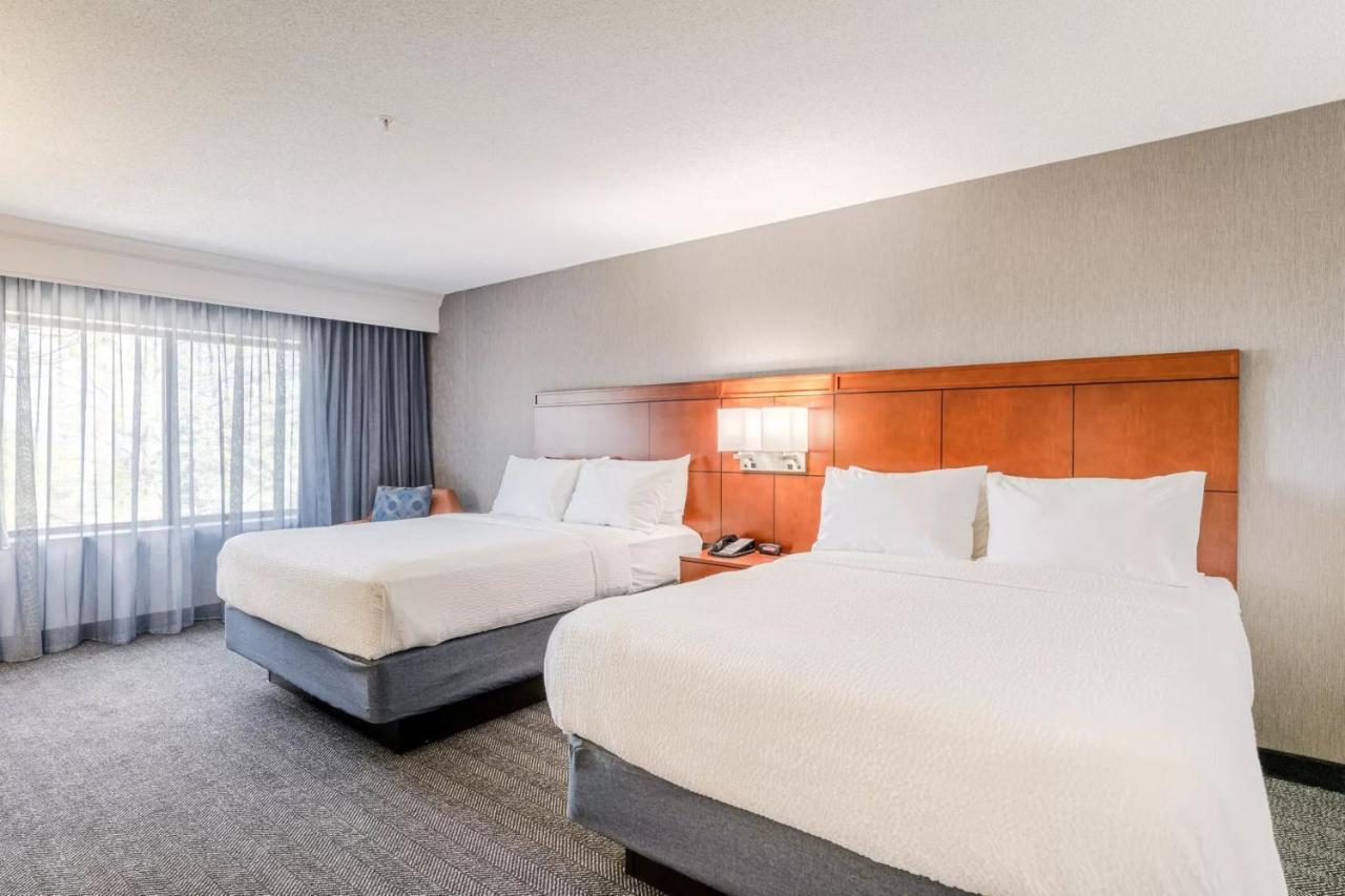 Courtyard Burlington Williston Hotel Luaran gambar