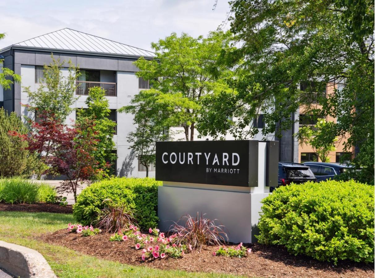 Courtyard Burlington Williston Hotel Luaran gambar