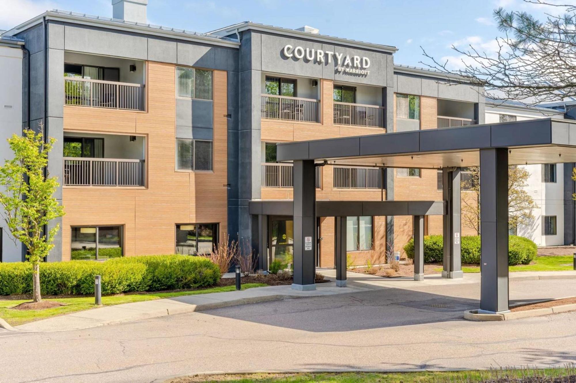 Courtyard Burlington Williston Hotel Luaran gambar