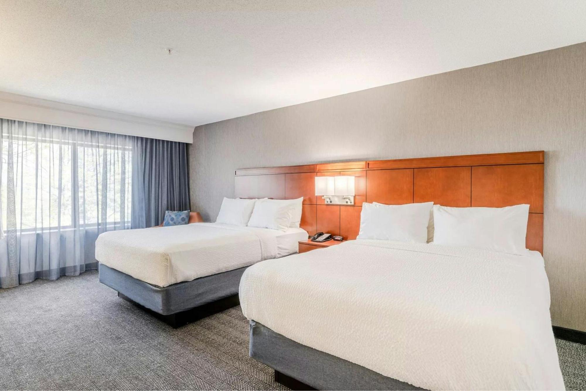 Courtyard Burlington Williston Hotel Luaran gambar