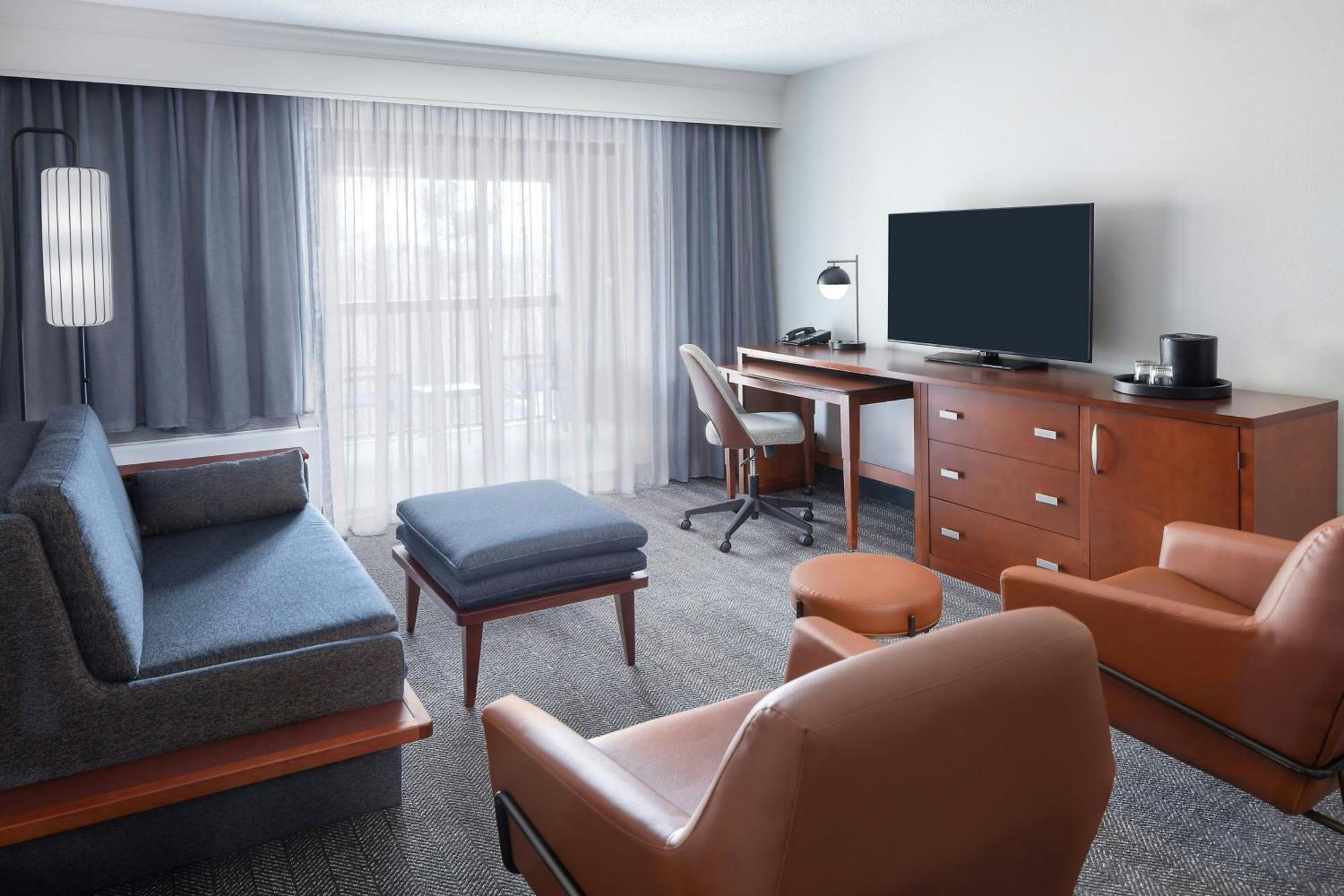 Courtyard Burlington Williston Hotel Luaran gambar